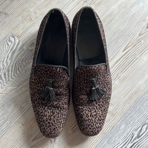 Men’s leopard print loafers